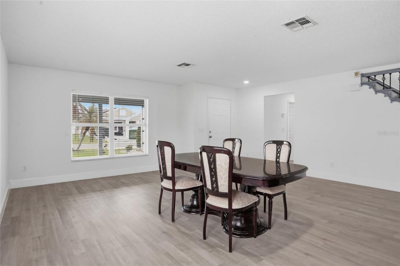 1161 Kempton Chase Parkway, Orlando, FL 32837 Photo