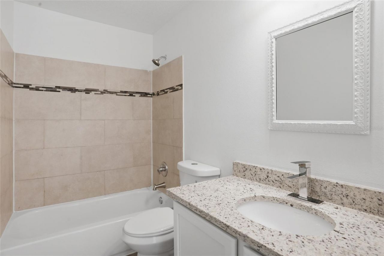 1161 Kempton Chase Parkway, Orlando, FL 32837 Photo
