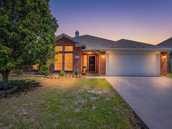 602 Boulder Creek Drive , Alvarado, TX 76009
