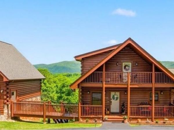 2732 Cayanne Rd, Cosby, TN 37722