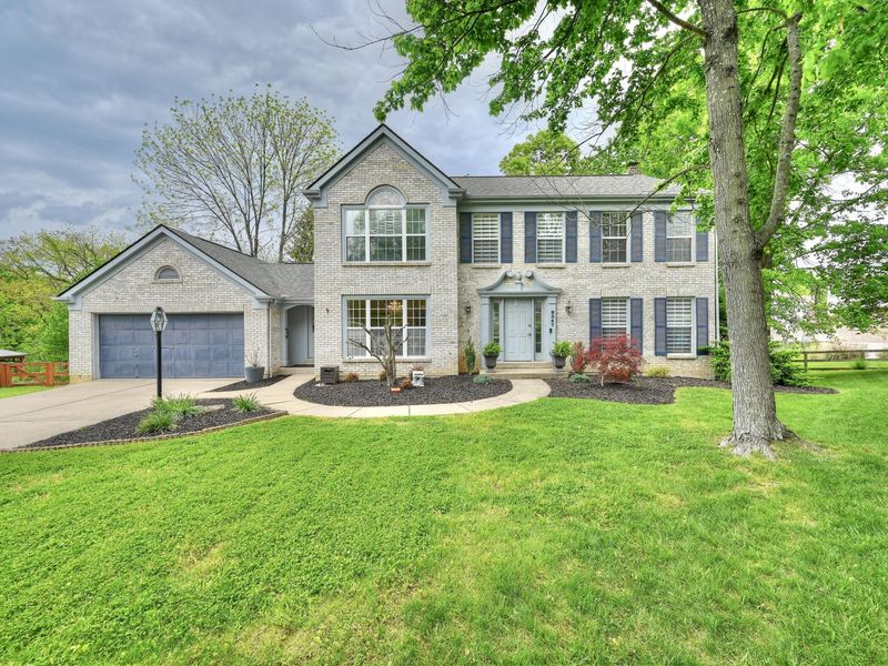8547 Woodcreek Drive, Florence, KY 41042 Photo 2