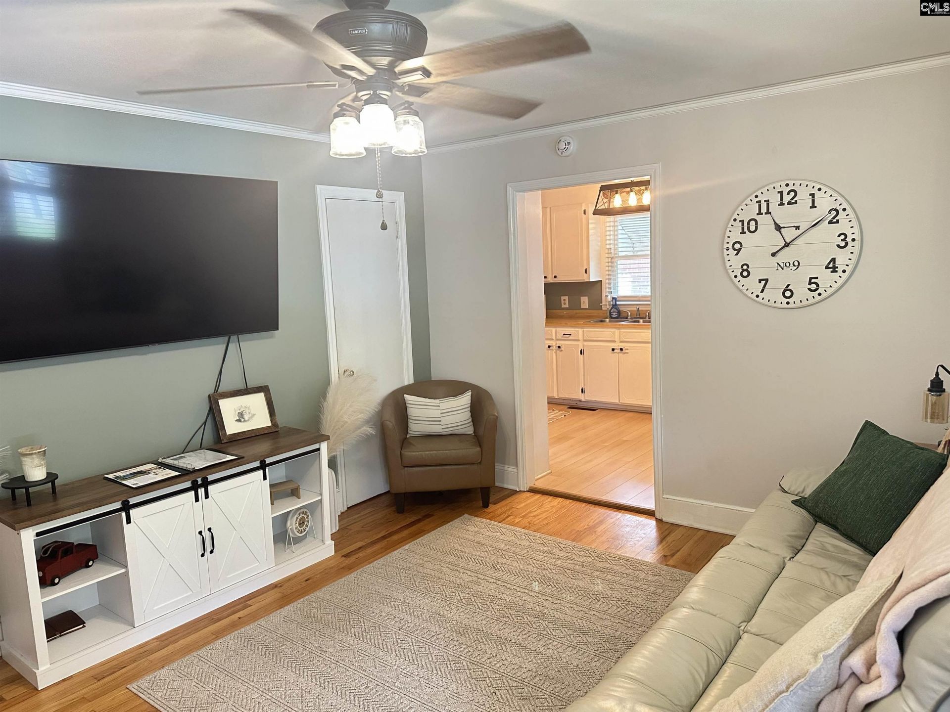1209 Pine Street  Photo 7