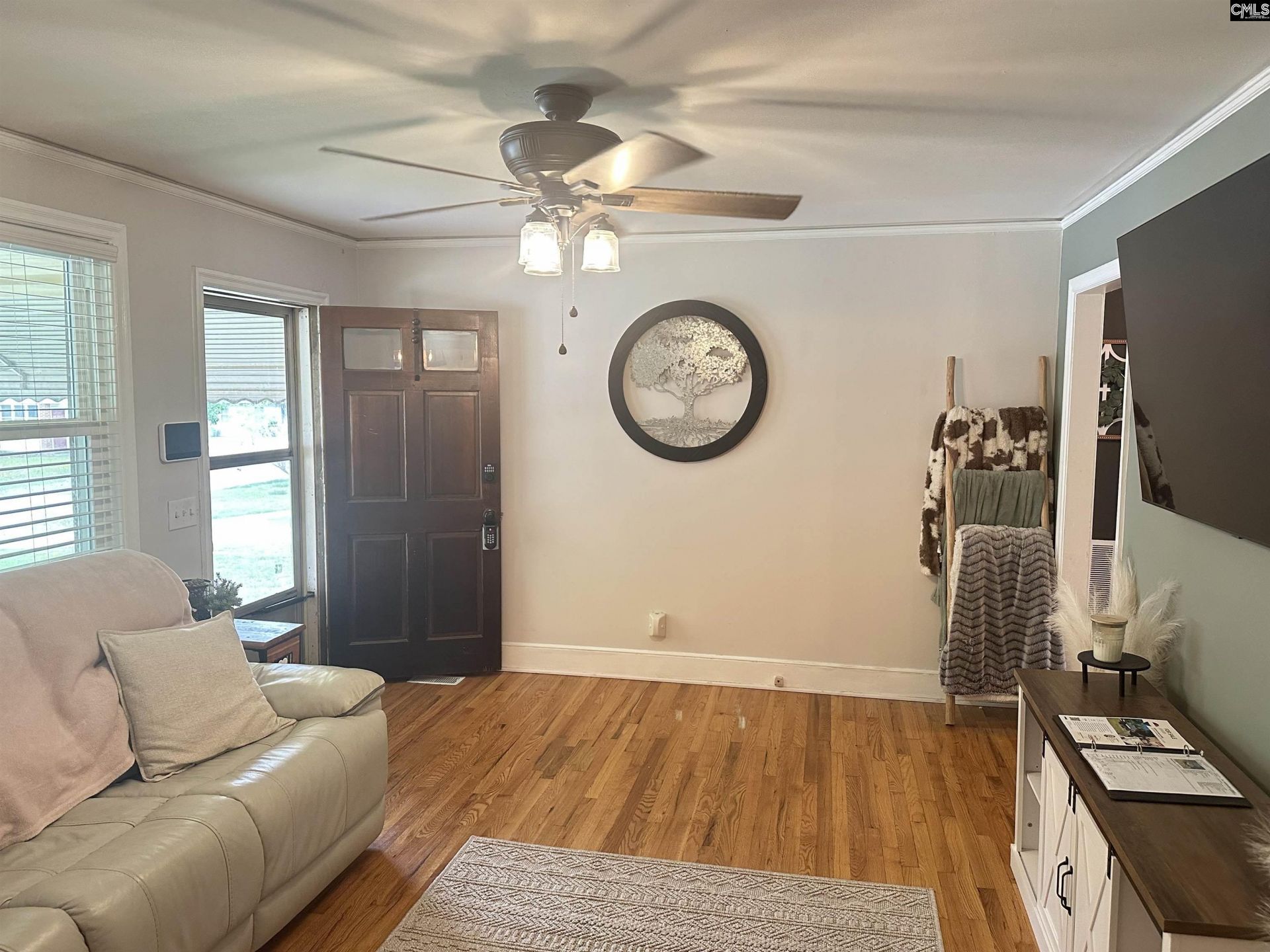 1209 Pine Street  Photo 9