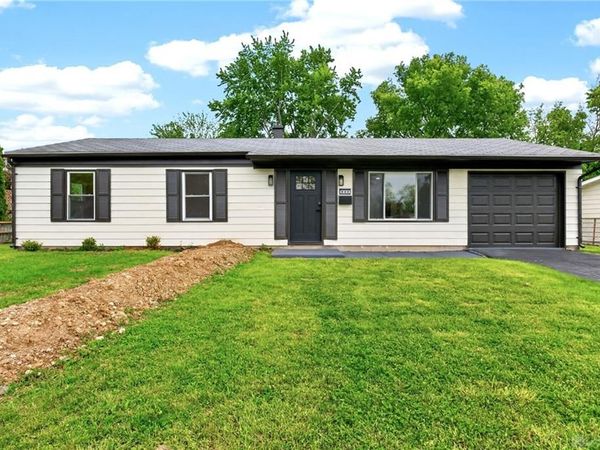 842 Edgewick Road, New Carlisle, OH 45344