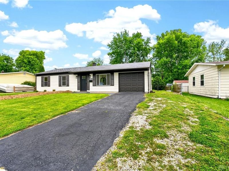 842 Edgewick Road, New Carlisle, OH 45344 Photo 3