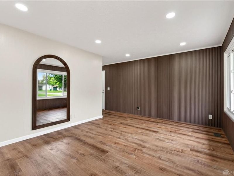 842 Edgewick Road, New Carlisle, OH 45344 Photo 7