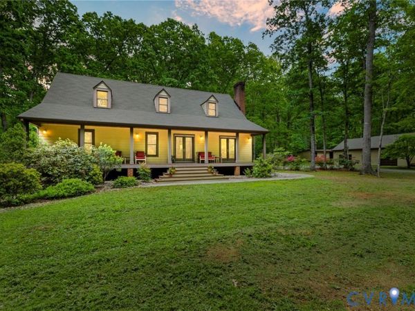 3172 Three Bridge Road, Powhatan, VA 23139