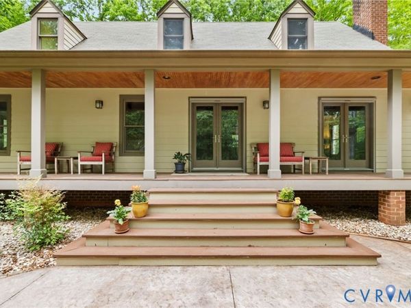 3172 Three Bridge Road , Powhatan, VA 23139