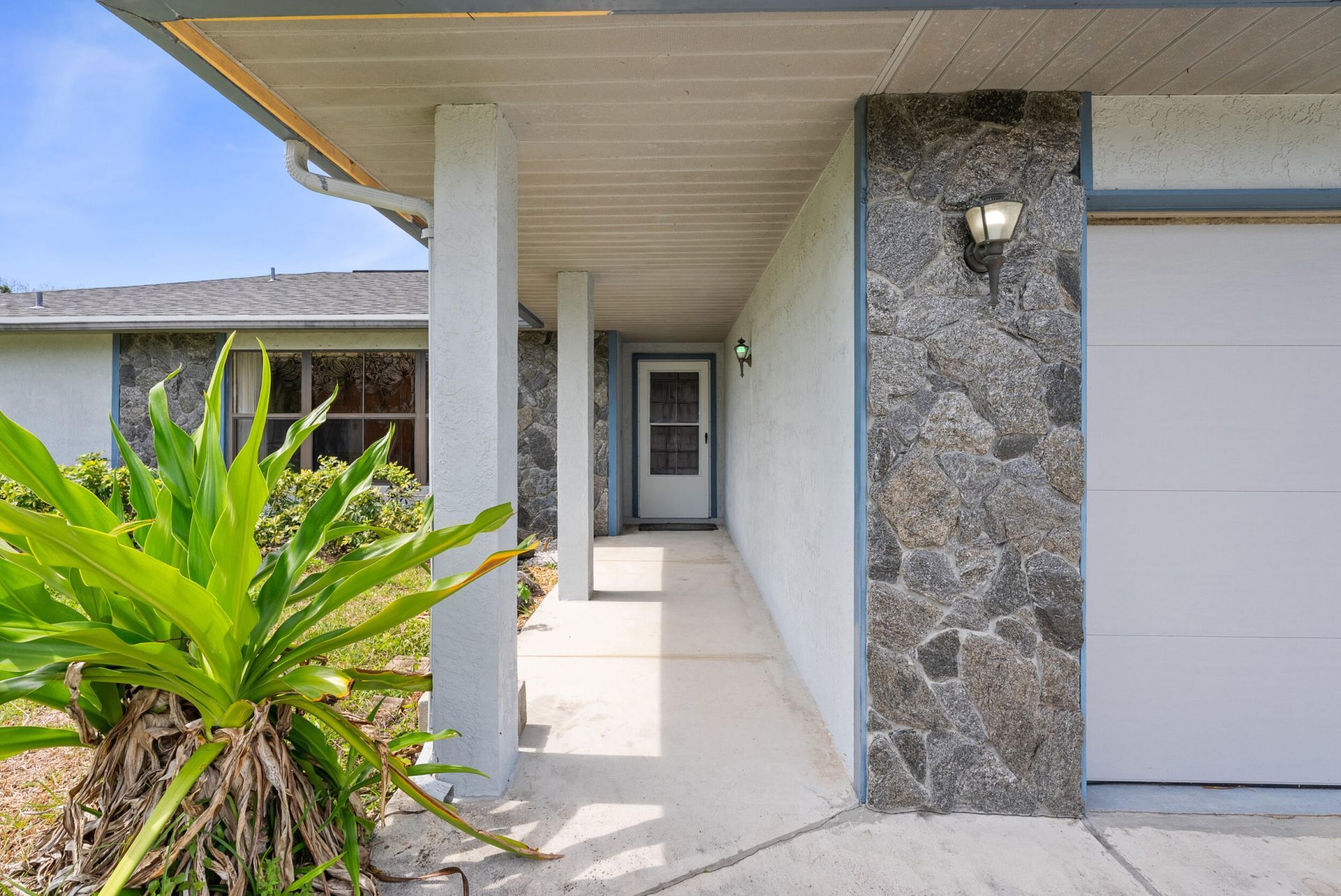 1078 SW Sultan Drive, Port Saint Lucie, FL 34953 Photo