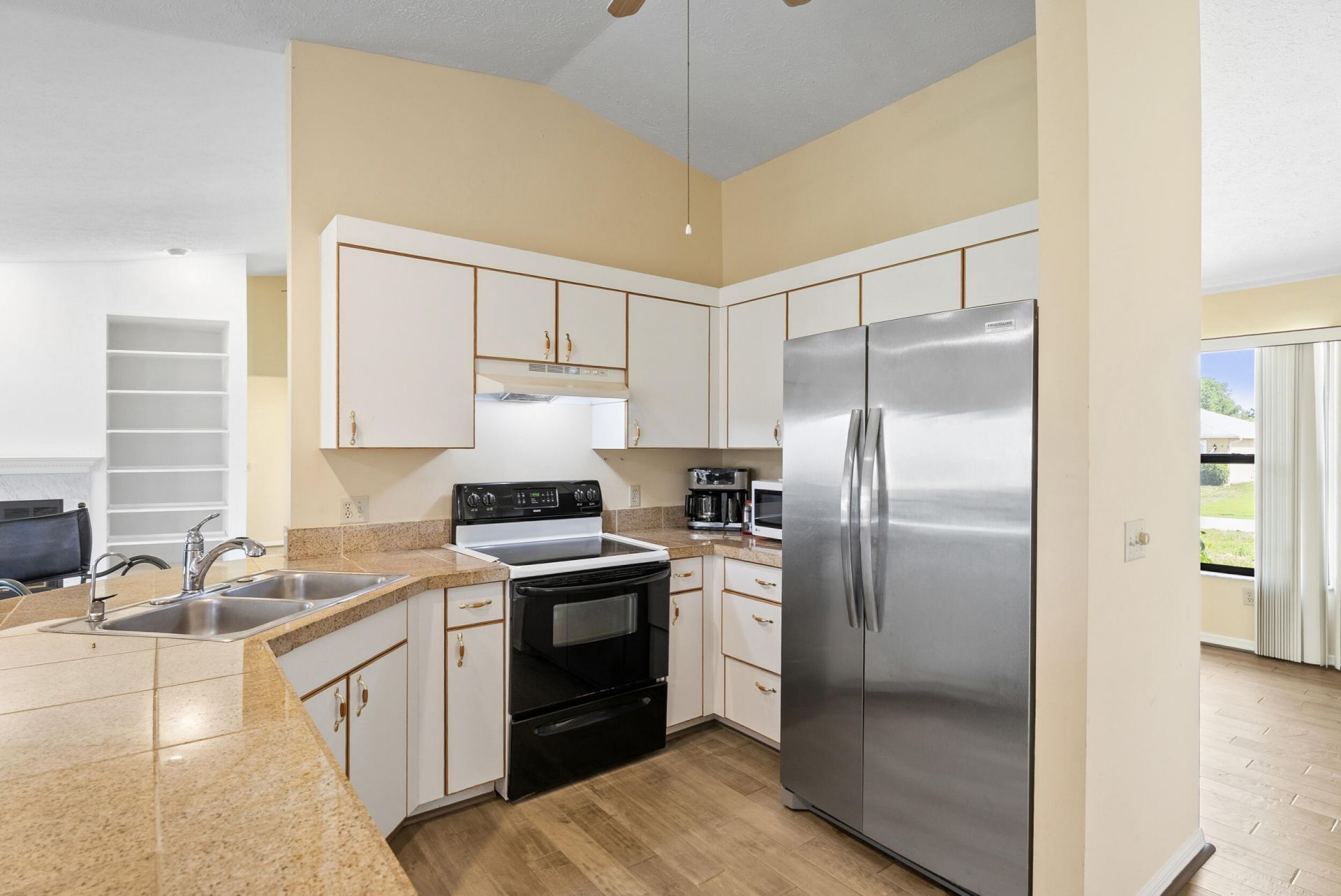 1078 SW Sultan Drive, Port Saint Lucie, FL 34953 Photo
