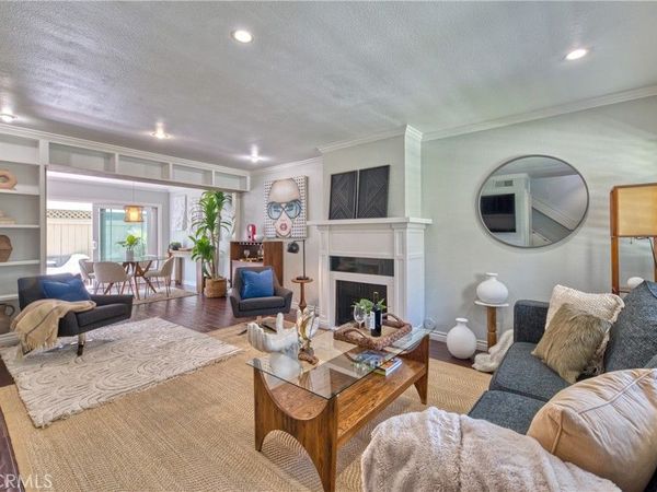 25 Sand Dollar Court, Unit 19, Newport Beach, CA 92663