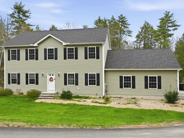59 Hearthside Drive, Barrington, NH 03825