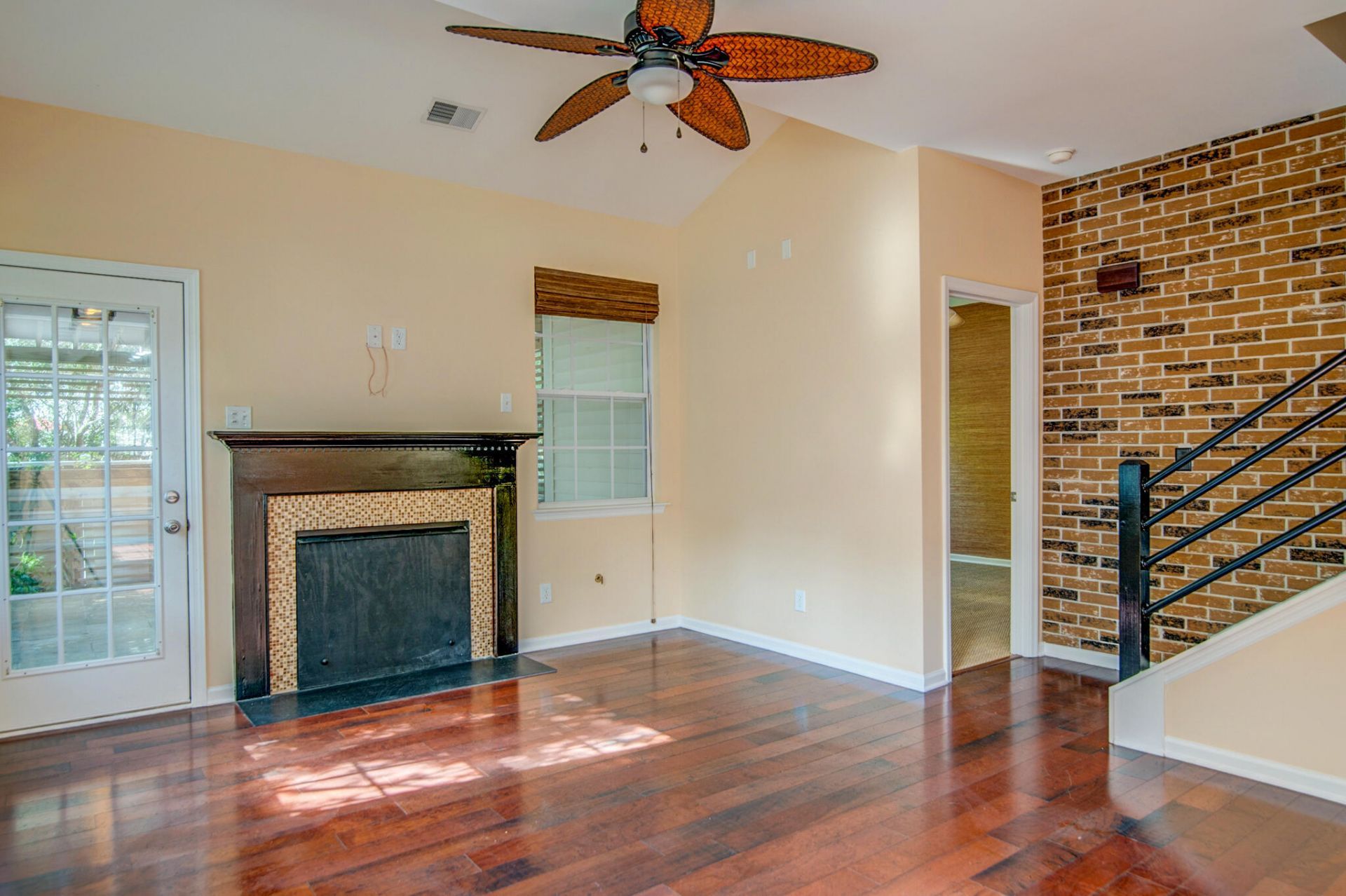 135 Dorothy Drive Photo 10
