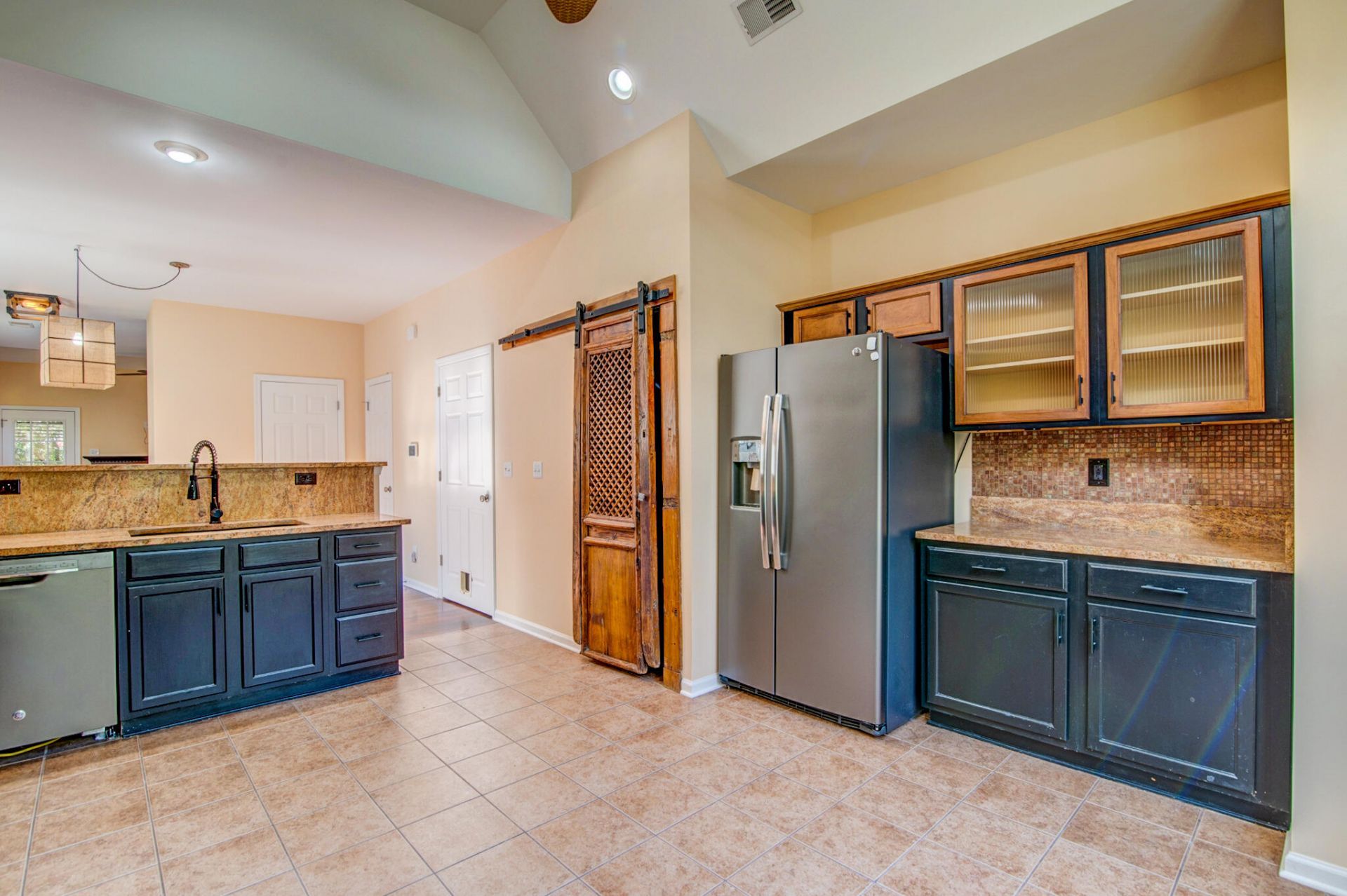 135 Dorothy Drive Photo 14