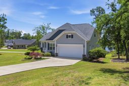105 Somerset Court photo 4