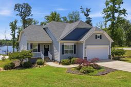 105 Somerset Court photo 4