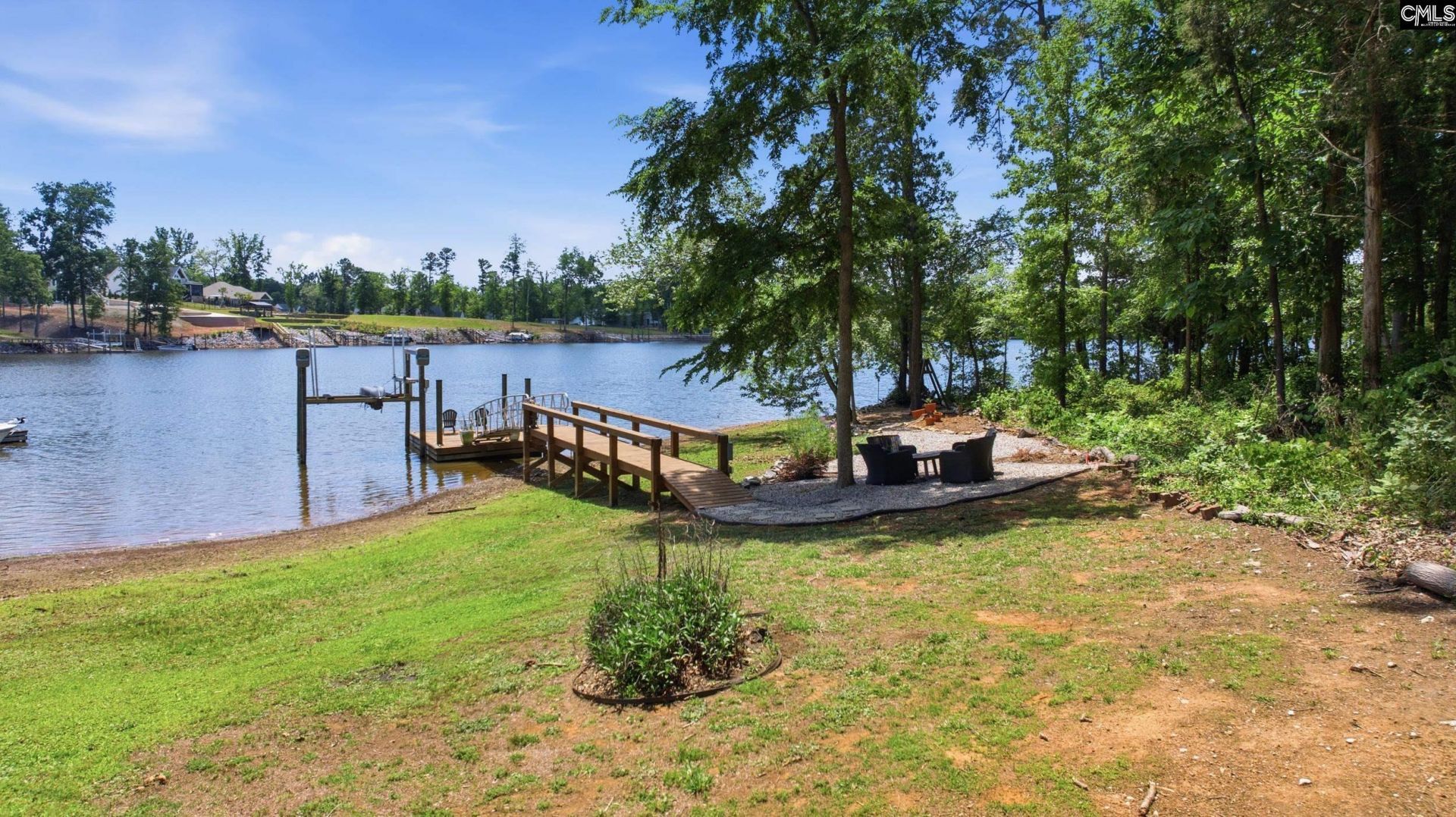 105 Somerset Court Photo 30
