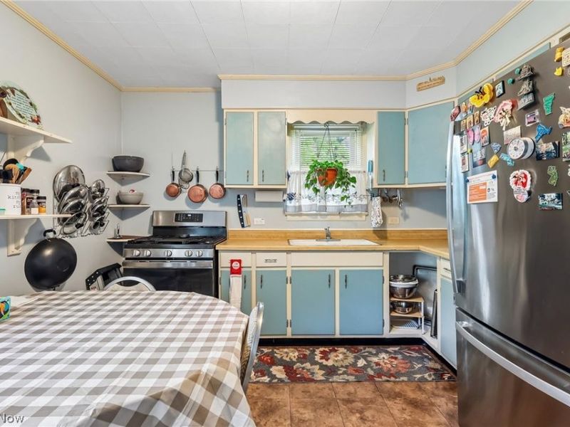 1111 Clark Avenue, Cleveland, OH 44109 Photo 17