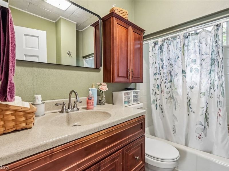 1111 Clark Avenue, Cleveland, OH 44109 Photo 25