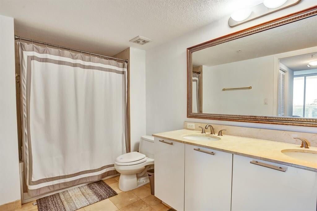 1800 N Bayshore Drive, Unit 1610, Miami, FL 33132 Photo