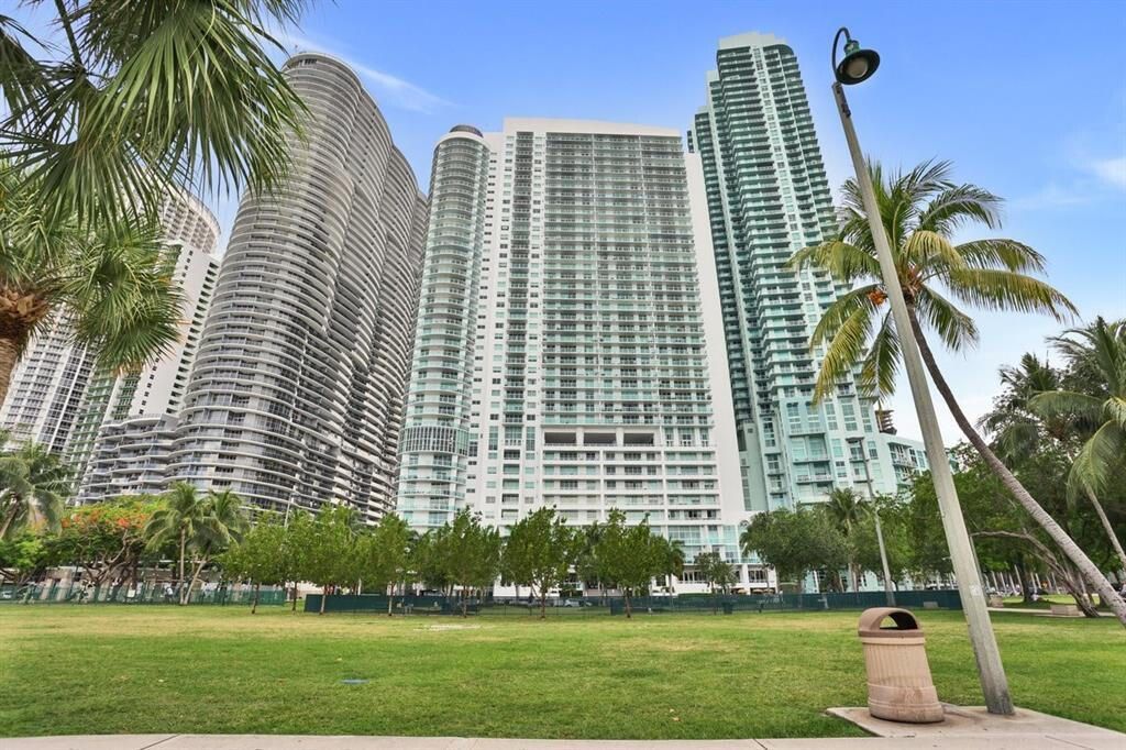 1800 N Bayshore Drive, Unit 1610, Miami, FL 33132 Photo