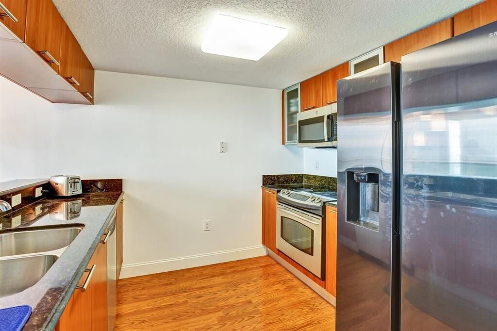 1800 N Bayshore Drive, Unit 1610, Miami, FL 33132 Photo