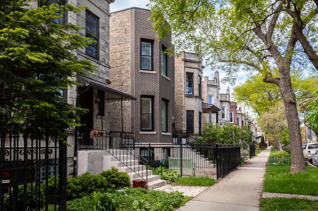 2708 N Albany Avenue, Chicago, IL 60647 Main Photo