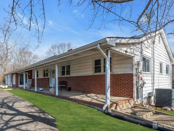 184 Route 520 , Morganville, NJ 07751