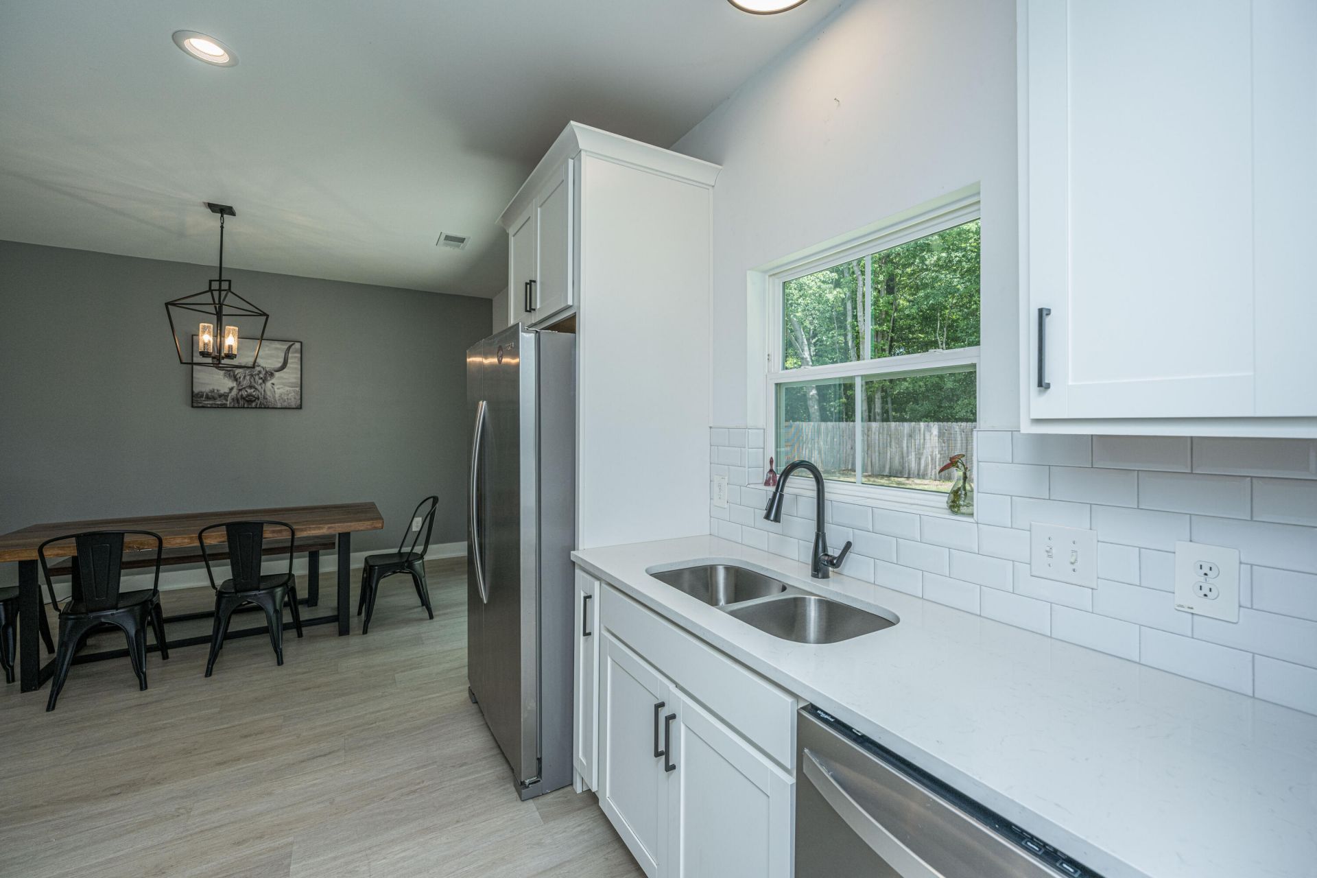 4404 Clovewood Street Photo 11