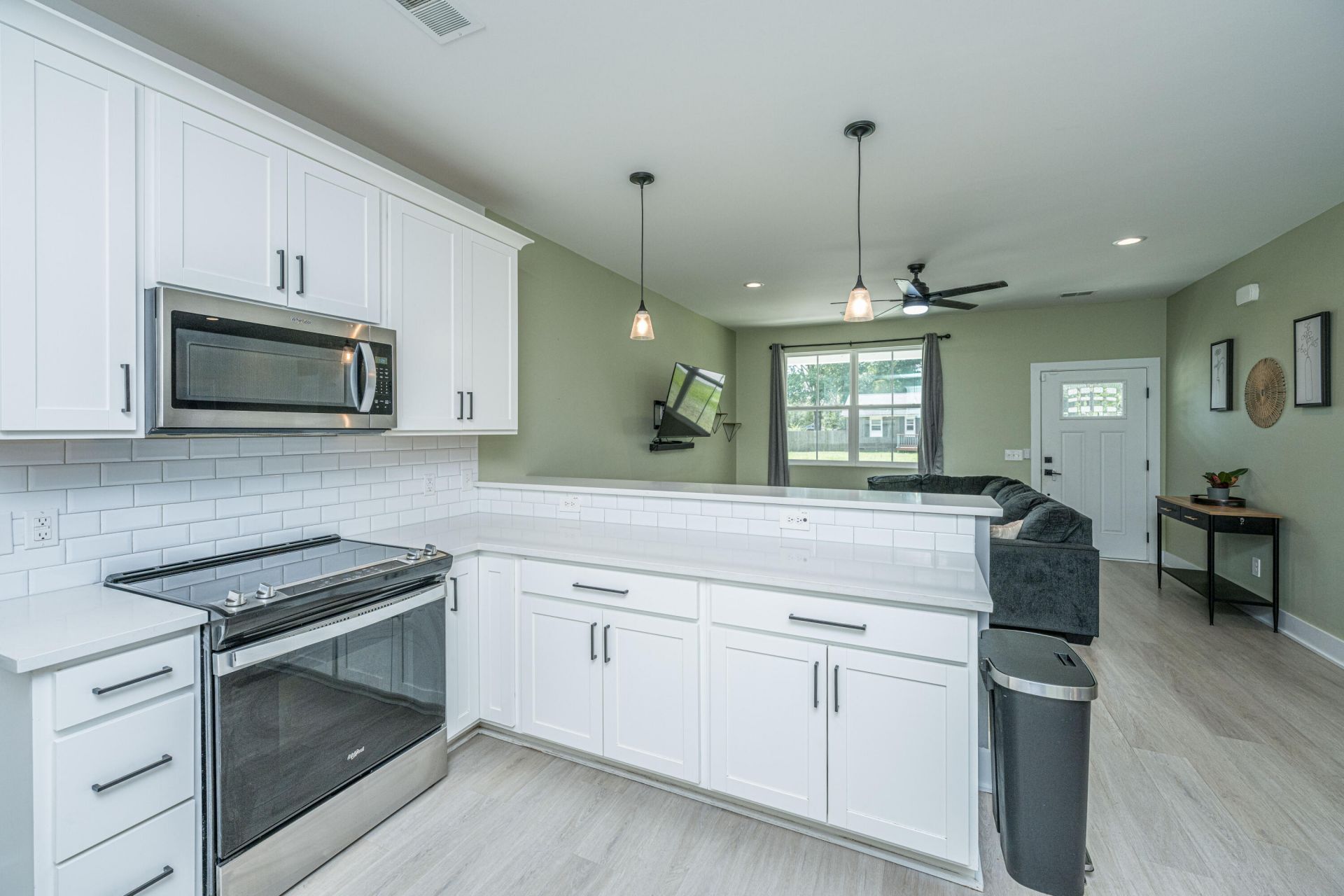4404 Clovewood Street Photo 13