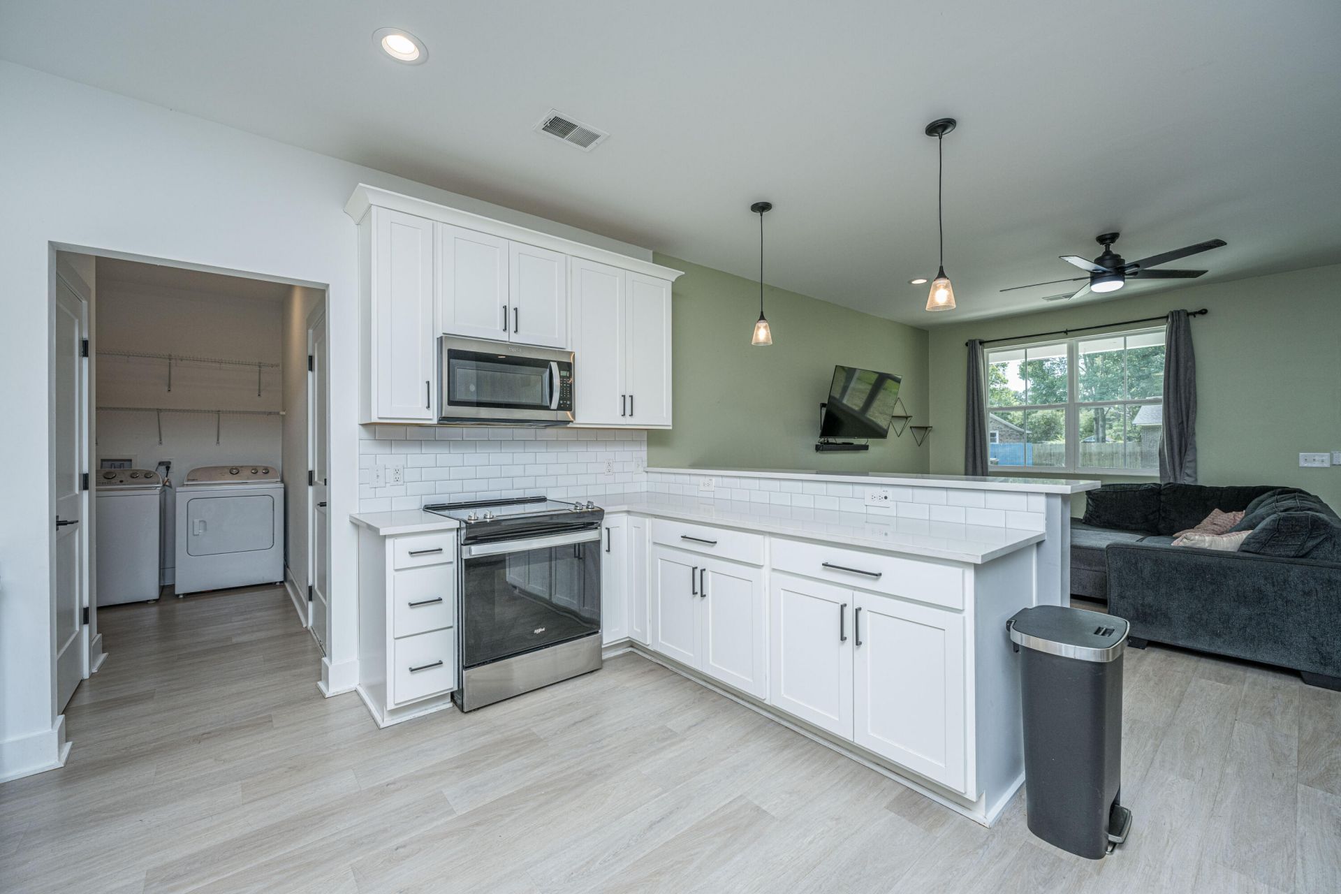 4404 Clovewood Street Photo 18