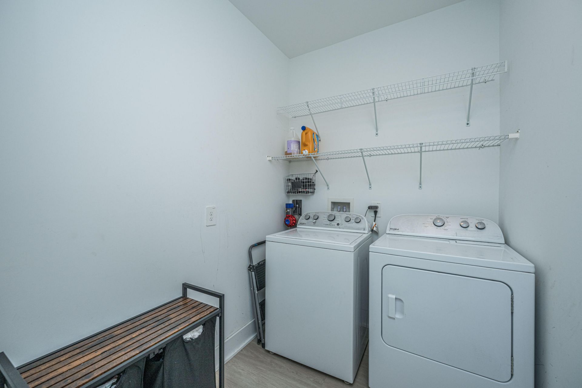 4404 Clovewood Street Photo 19