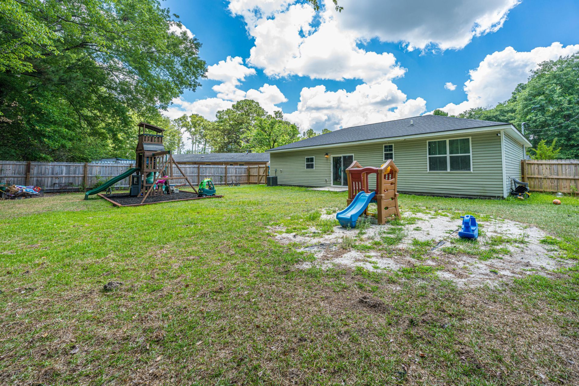 4404 Clovewood Street Photo 36