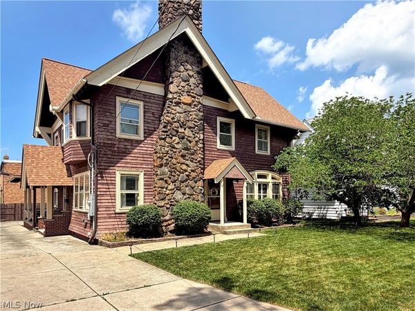 13540 Elbur Lane, Lakewood, OH 44107