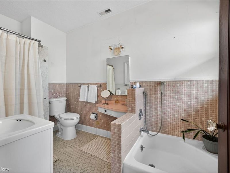 13540 Elbur Lane, Lakewood, OH 44107 Photo 33