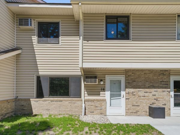 14 E 13th Street, Waconia, MN 55387