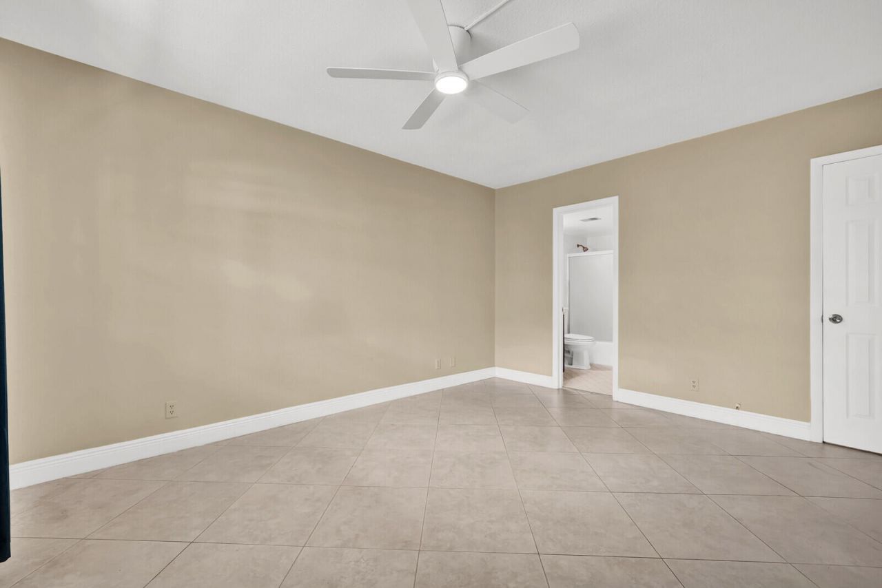 5501 NW 2nd Avenue, Unit 111, Boca Raton, FL 33487 Photo