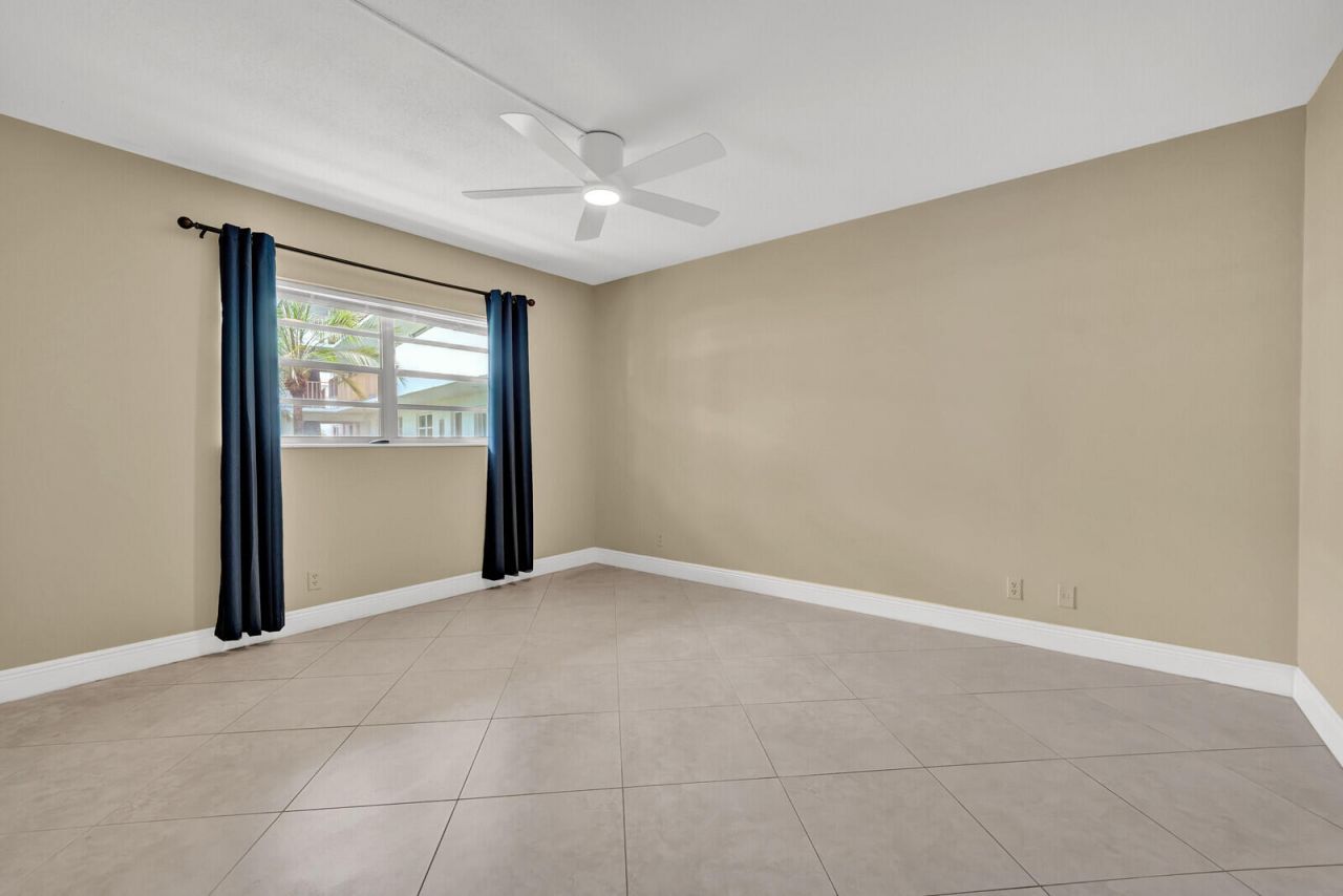 5501 NW 2nd Avenue, Unit 111, Boca Raton, FL 33487 Photo