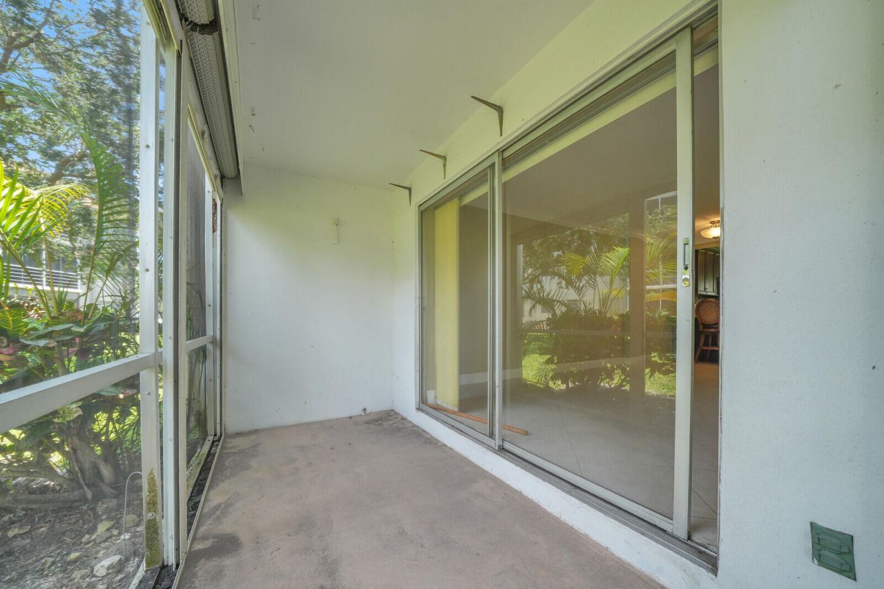 5501 NW 2nd Avenue, Unit 111, Boca Raton, FL 33487 Photo