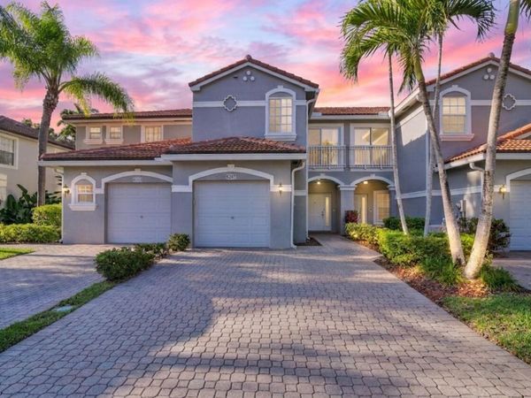 8297 Via Leonessa, Boca Raton, FL 33433