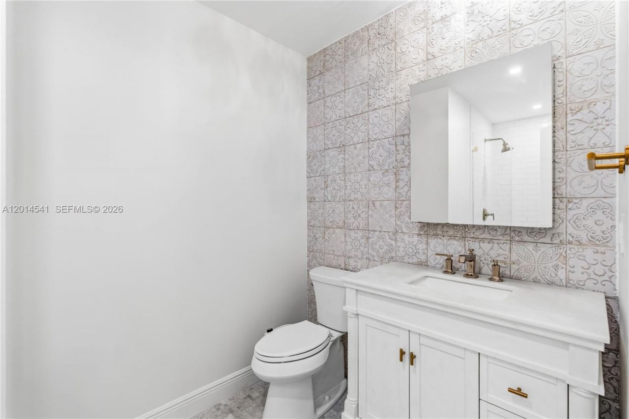 7985 SW 136th St , Pinecrest, FL 33156 Photo