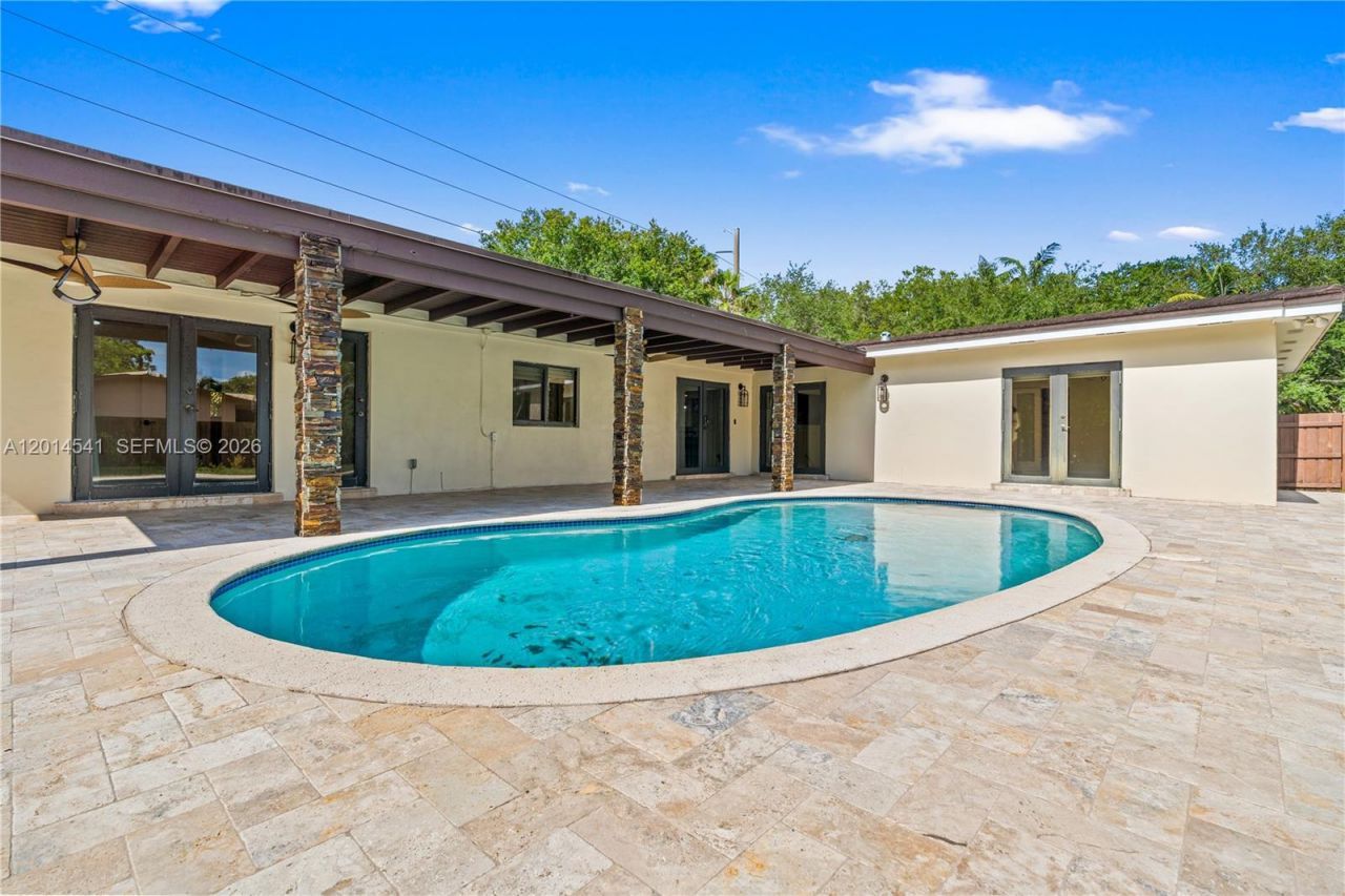 7985 SW 136th St , Pinecrest, FL 33156 Photo