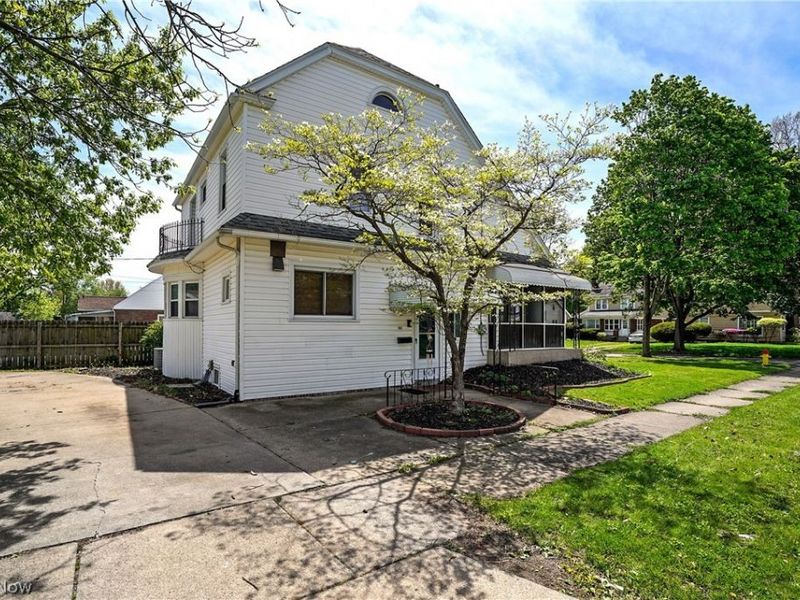 1169 Berwin , Akron, OH 44310 Photo 4