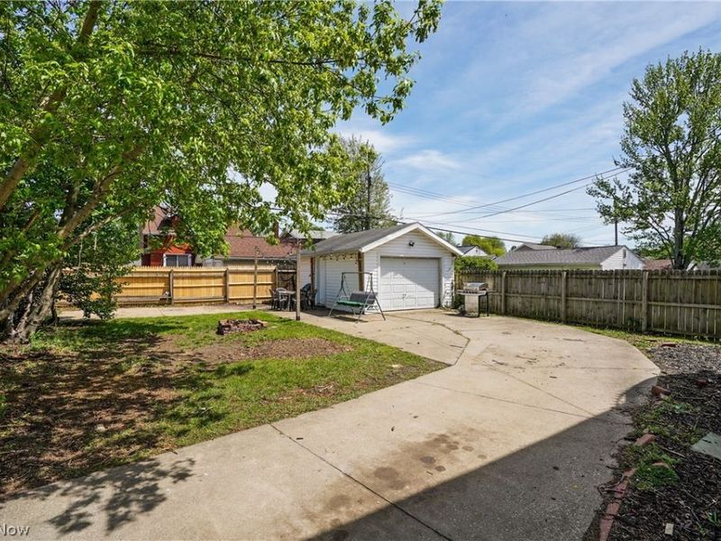 1169 Berwin , Akron, OH 44310 Photo 5
