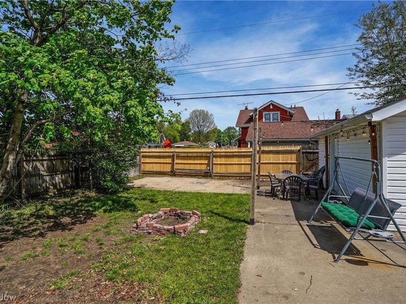 1169 Berwin , Akron, OH 44310 Photo 6