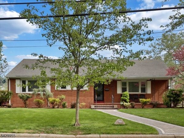 857 Grove St, Rahway, NJ 07065