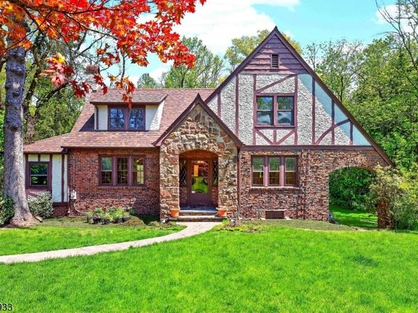 184 Old Short Hills Rd, Millburn, NJ 07078