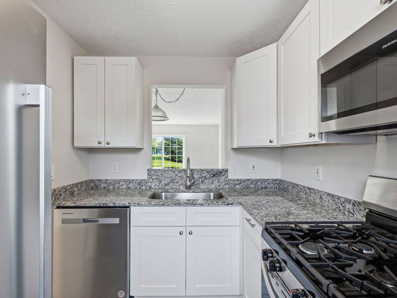 1616 Holland Drive, Unit 187C, Hilliard, OH 43026 Photo 6