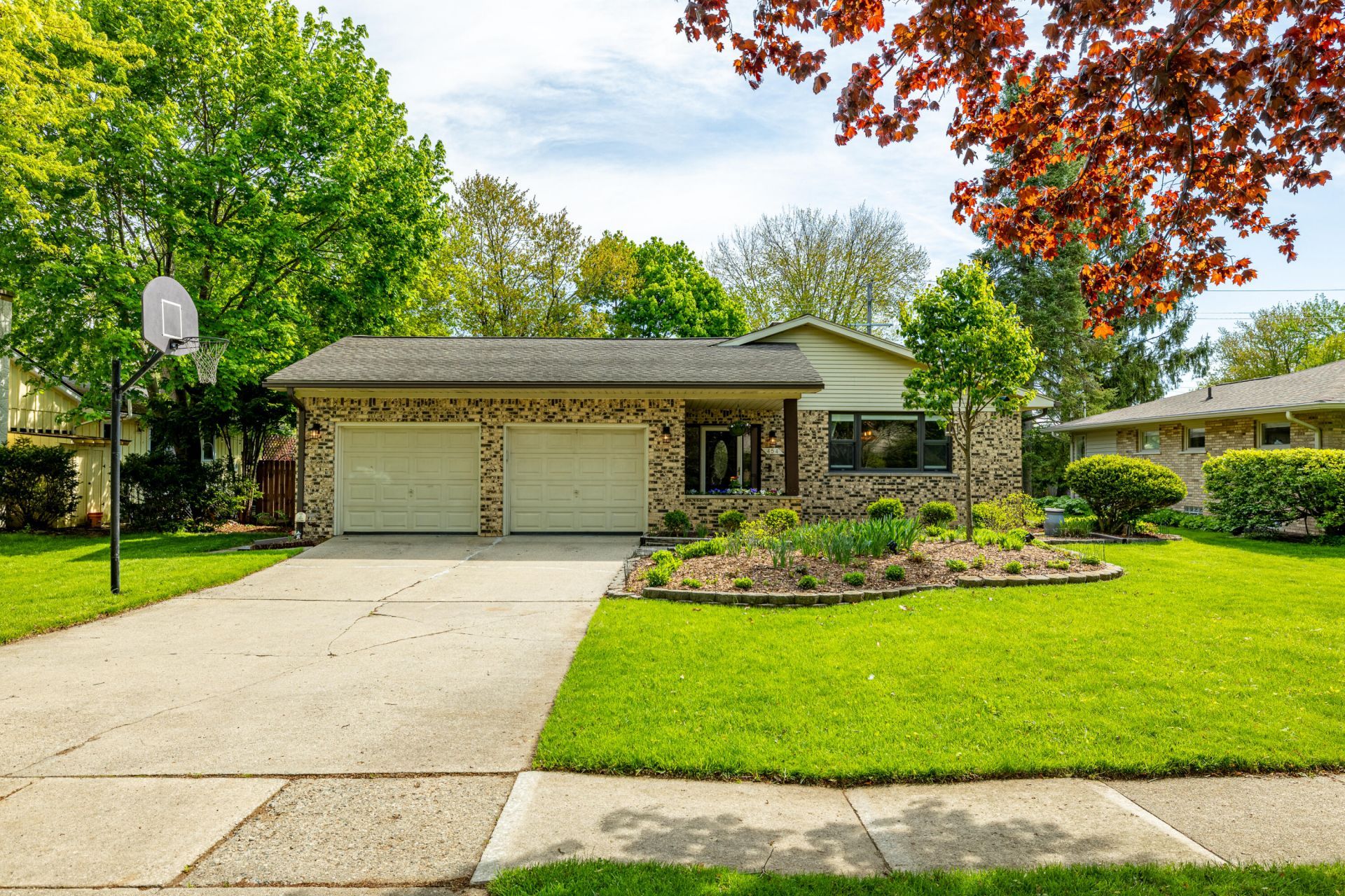 454 Mills Road, Saline, MI 48176 Main Photo