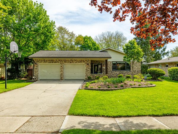 454 Mills Road, Saline, MI 48176